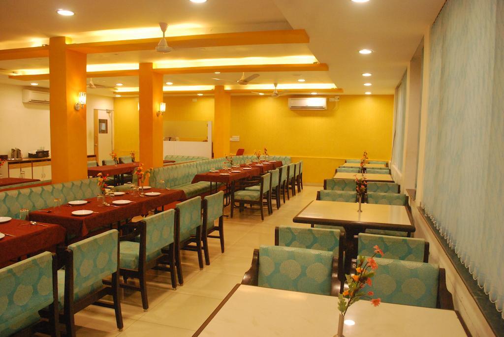 Hotel Sagar Kinara Mālvan エクステリア 写真